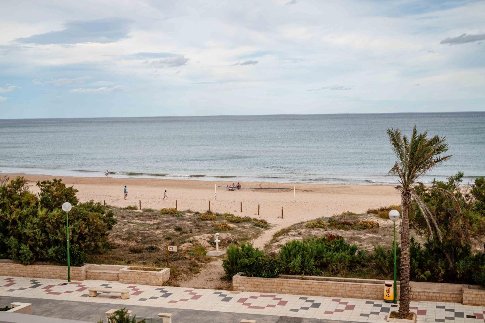 Relax Total Junto Al Mar Apartment Oliva Exterior photo